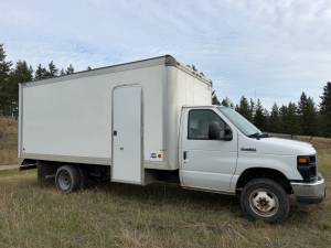 2015 Ford E-450 cube van